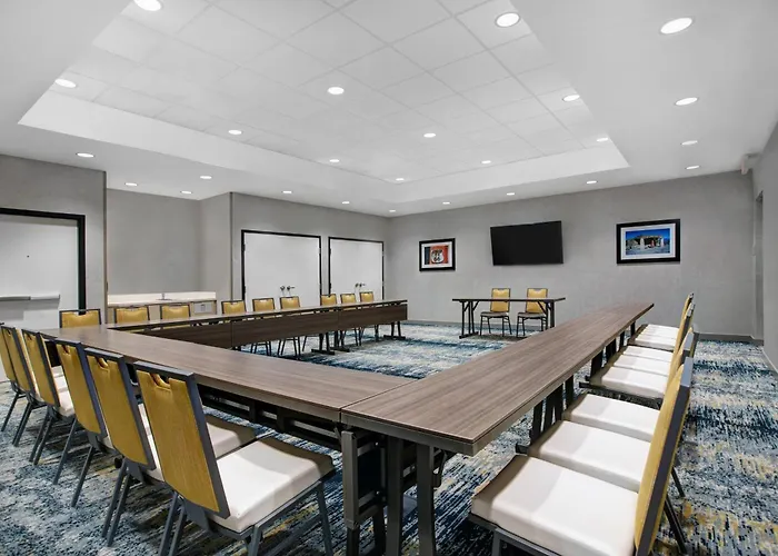 Hotel Towneplace By Marriott Phoenix Sports & Entertainment District Glendale