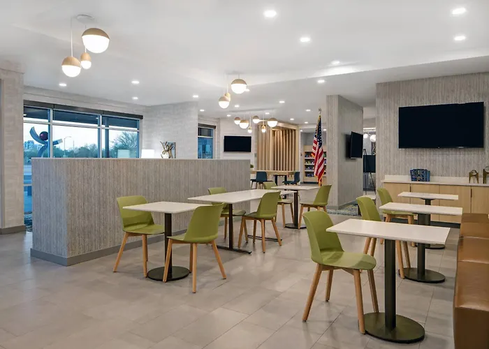 Towneplace By Marriott Phoenix Sports & Entertainment District Hotel