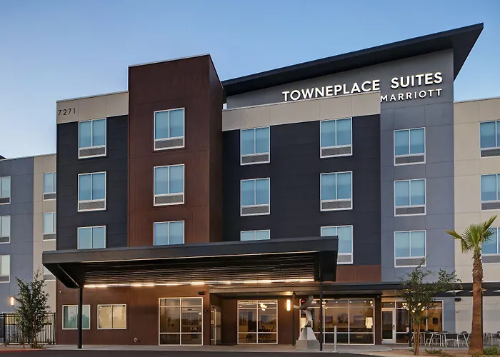 Hotel Towneplace By Marriott Phoenix Sports & Entertainment District 3*