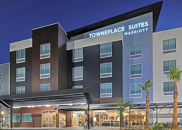 Towneplace By Marriott Phoenix Sports & Entertainment District 3*