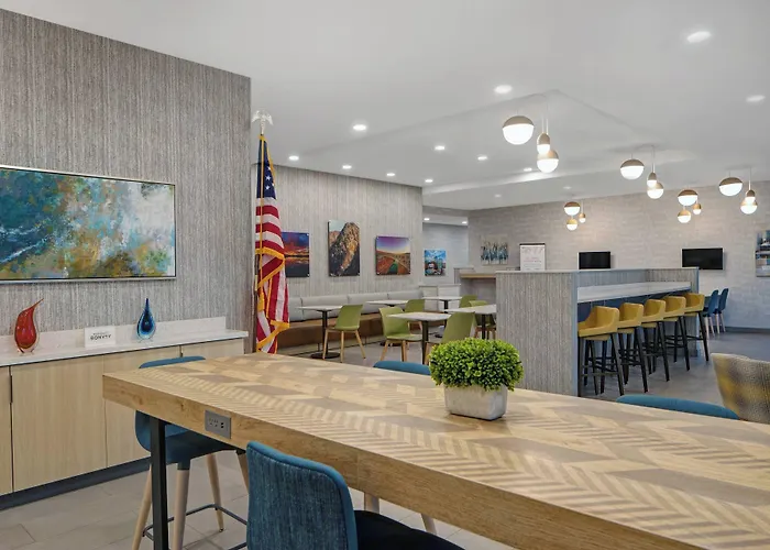 Towneplace By Marriott Phoenix Sports & Entertainment District 3*